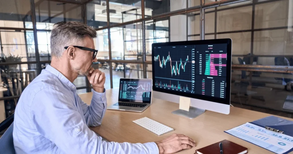 Canadian millennial building wealth in 2025