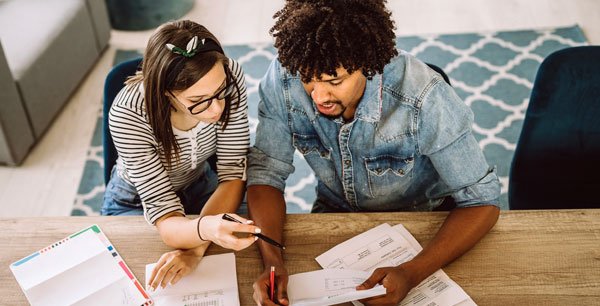 Building an emergency fund in Canada 2025